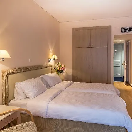 Ace & Swim Club Athens Otel 5*